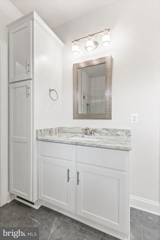 2012 DOZER LN, Catlett, VA 20119