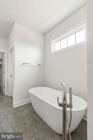 2012 DOZER LN, Catlett, VA 20119