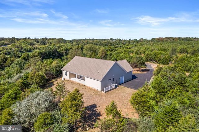 2012 DOZER LN, Catlett, VA 20119