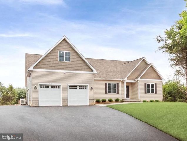 2012 DOZER LN, Catlett, VA 20119