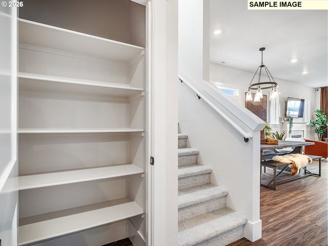 18412 Sw Alderwood Dr, Beaverton, OR 97003