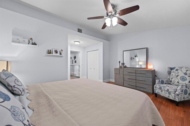 866 E Jeffery Street, Boca Raton, FL 33487