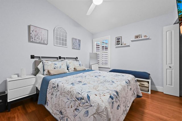 866 E Jeffery Street, Boca Raton, FL 33487