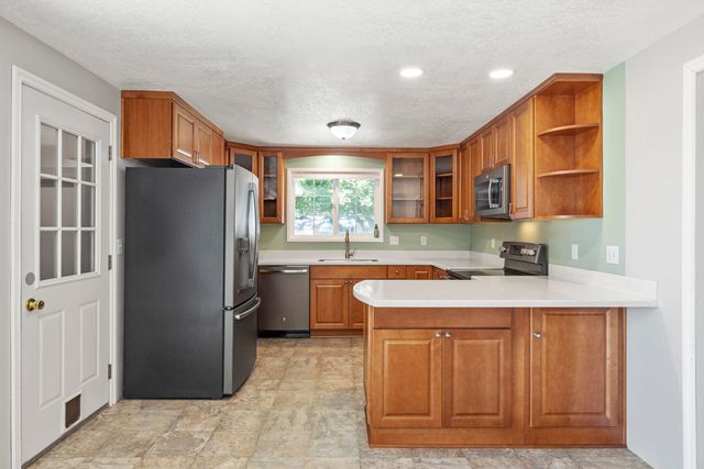 4707 Hope Street, Klamath Falls, OR 97603