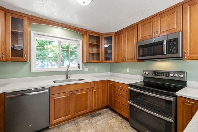 4707 Hope Street, Klamath Falls, OR 97603