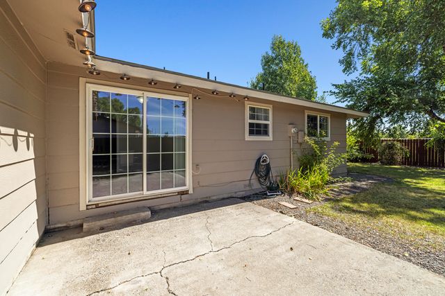 4707 Hope Street, Klamath Falls, OR 97603