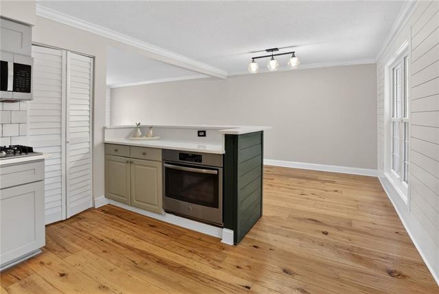 5 Spinning House Place NW, Atlanta, GA 30318
