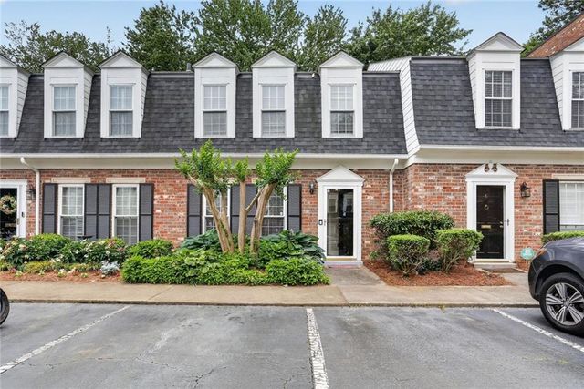 5 Spinning House Place NW, Atlanta, GA 30318