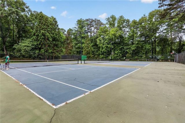 5 Spinning House Place NW, Atlanta, GA 30318