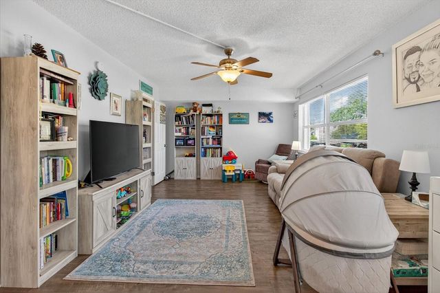 1146 KING ARTHUR COURT 110, Dunedin, FL 34698