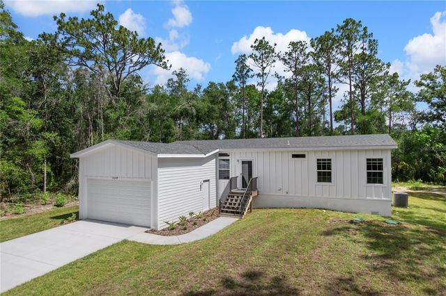 14249 E RAZORBILL AVENUE, Weeki Wachee, FL 34614