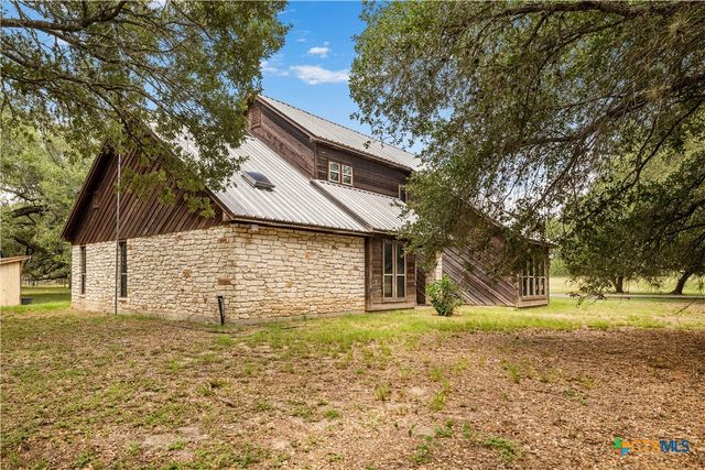 350 Ernest Lemke Rd., Yorktown, TX 78164