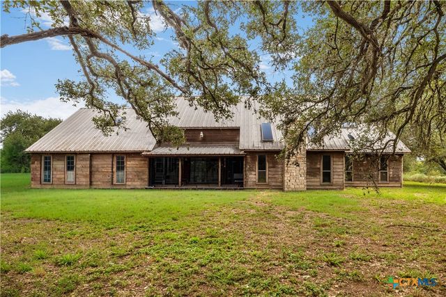 350 Ernest Lemke Rd., Yorktown, TX 78164