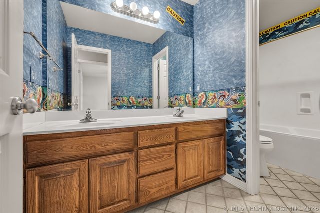 8752 E 102nd Street, Tulsa, OK 74133