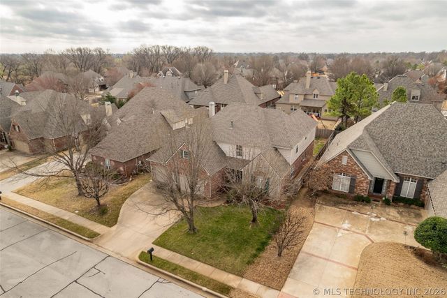 8752 E 102nd Street, Tulsa, OK 74133