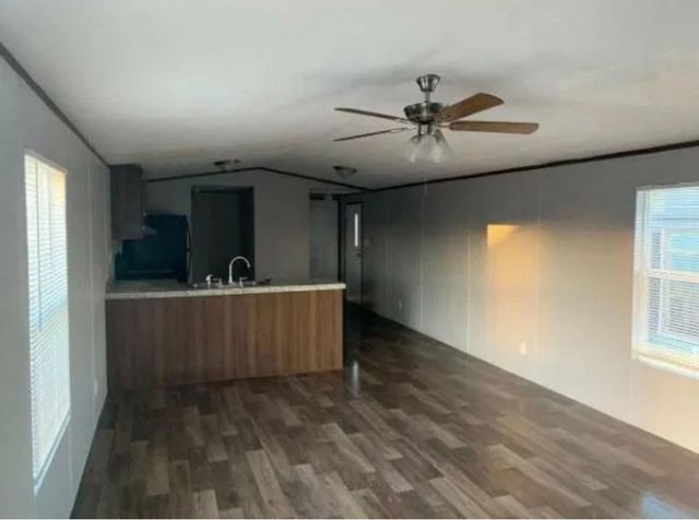 5177 Road 5210, Cleveland, TX 77327