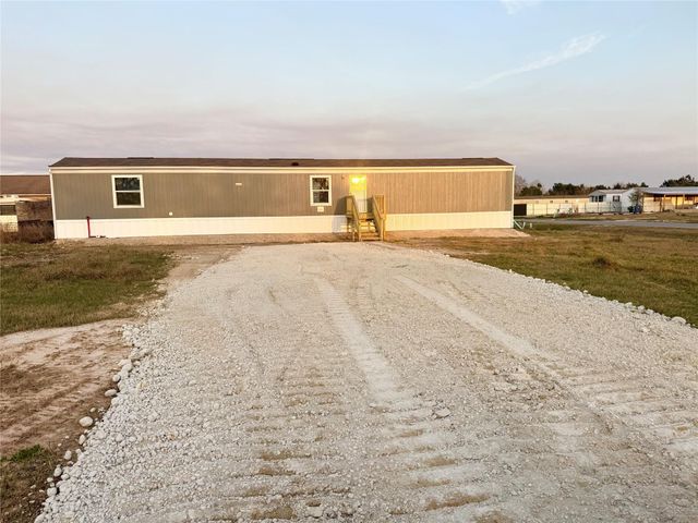 5177 Road 5210, Cleveland, TX 77327