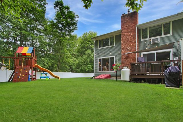 14 Jennifer Drive, Concord, NH 03301