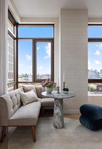 480 Kent Ave Apt 15A, New York City, NY 11249