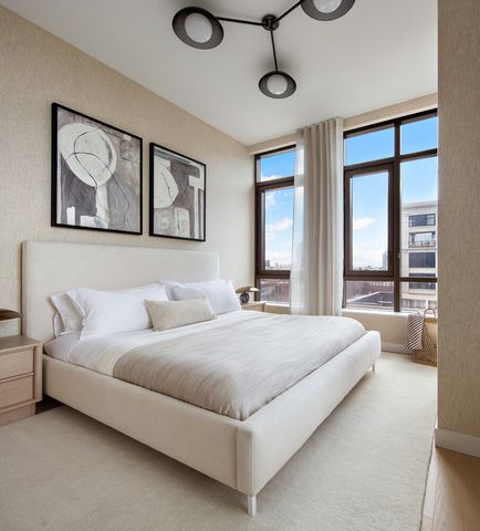 480 Kent Ave Apt 15A, New York City, NY 11249