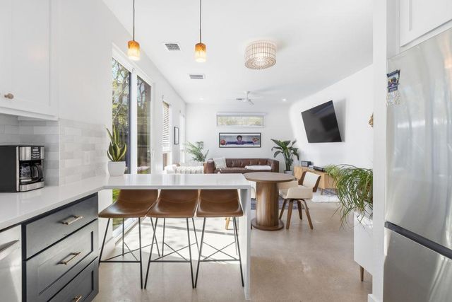 3112 Powell CIR, Austin, TX 78704