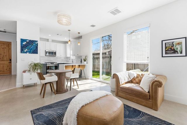 3112 Powell CIR, Austin, TX 78704