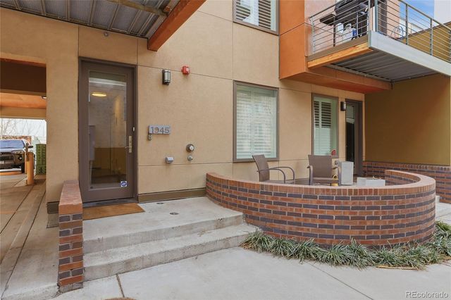 1945 W 34th Avenue, Denver, CO 80211