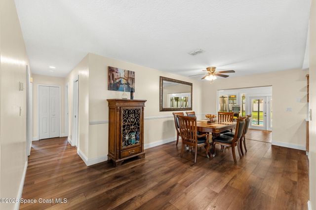 498 Chamberlin Avenue NW, Palm Bay, FL 32907