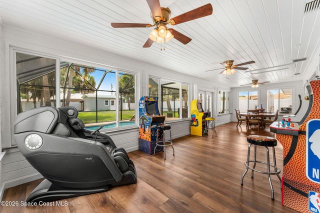 498 Chamberlin Avenue NW, Palm Bay, FL 32907