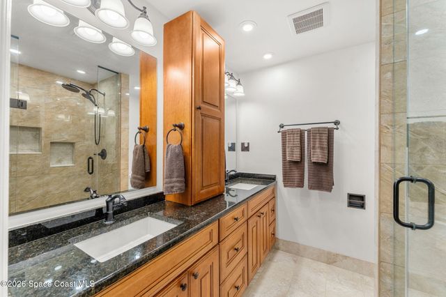 498 Chamberlin Avenue NW, Palm Bay, FL 32907