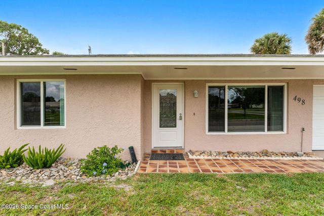 498 Chamberlin Avenue NW, Palm Bay, FL 32907