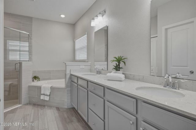 3841 HEATHERBROOK Place, Middleburg, FL 32068