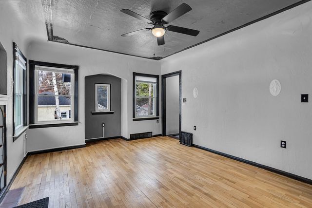 120 CHARLES ST Street, Jackson, MI 49203