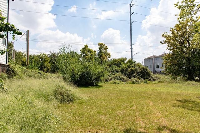 2306 Live Oak Street, Houston, TX 77004