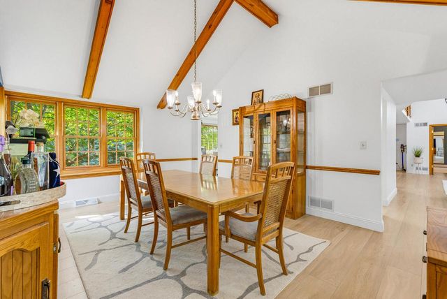 3355 E Normandy DRIVE, Oak Creek, WI 53154
