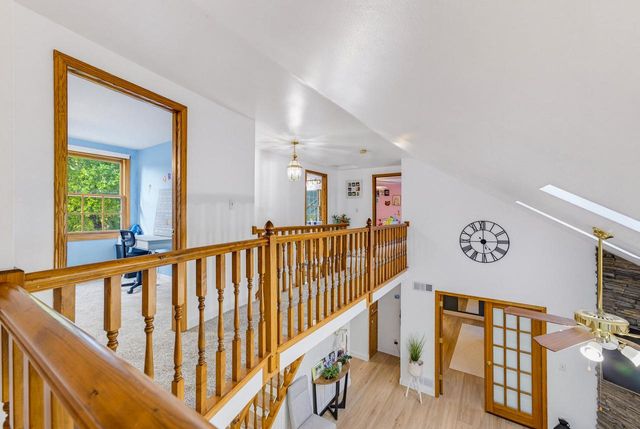 3355 E Normandy DRIVE, Oak Creek, WI 53154