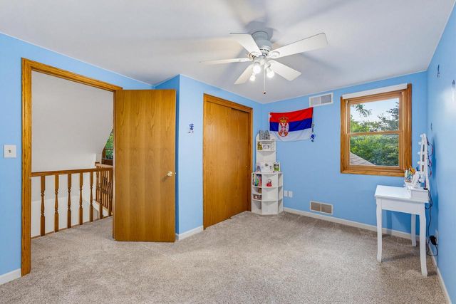 3355 E Normandy DRIVE, Oak Creek, WI 53154