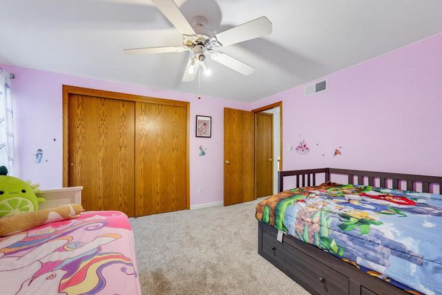 3355 E Normandy DRIVE, Oak Creek, WI 53154