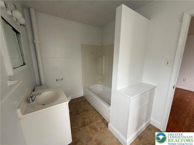 27 West Allen Street, Allentown City, PA 18102