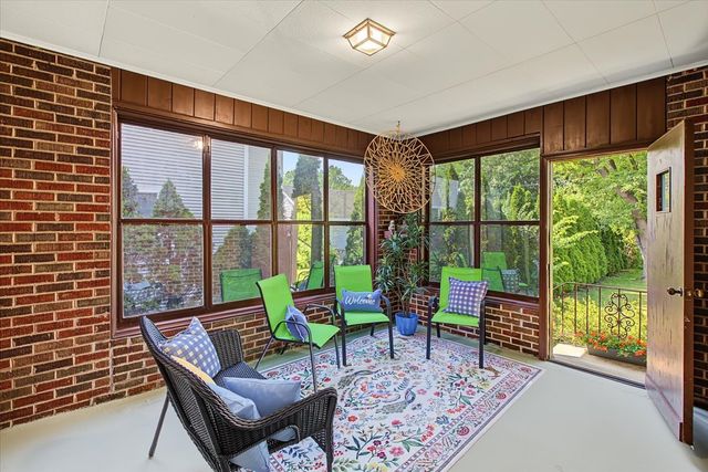 308 Sheldon Avenue, Downers Grove, IL 60515