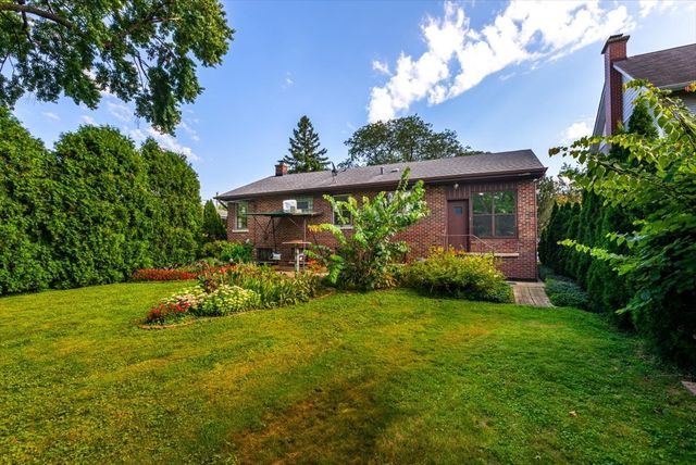 308 Sheldon Avenue, Downers Grove, IL 60515