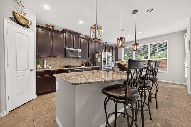 16911 N Aliana Road, Richmond, TX 77407