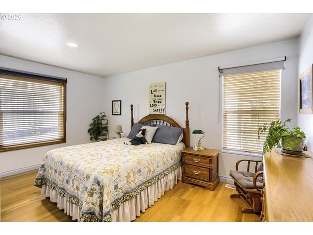 14788 Ne DAVID Ct, Newberg, OR 97132