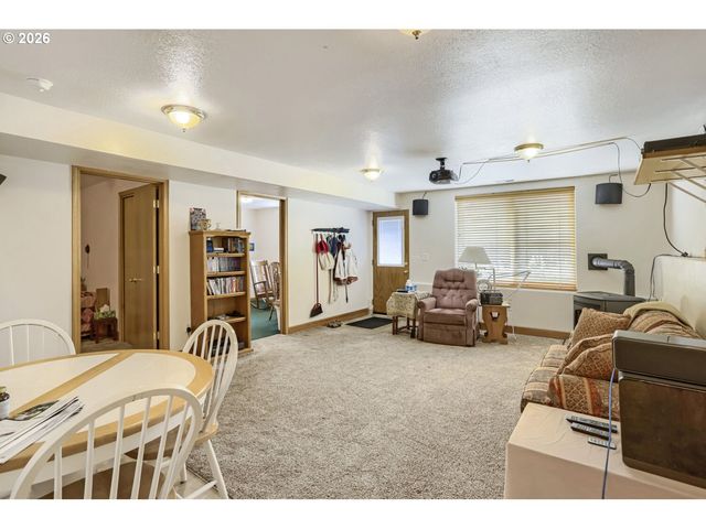14788 Ne DAVID Ct, Newberg, OR 97132