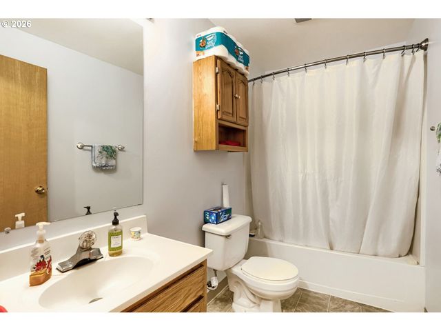 14788 Ne DAVID Ct, Newberg, OR 97132