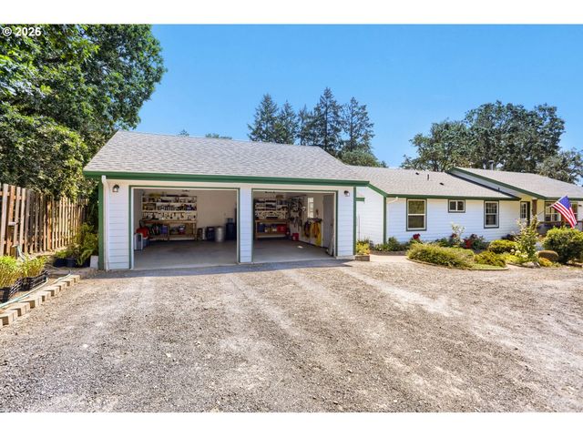 14788 Ne DAVID Ct, Newberg, OR 97132