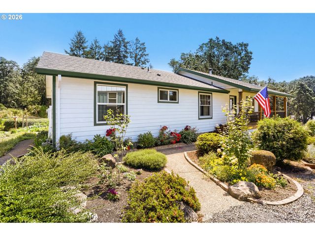 14788 Ne DAVID Ct, Newberg, OR 97132