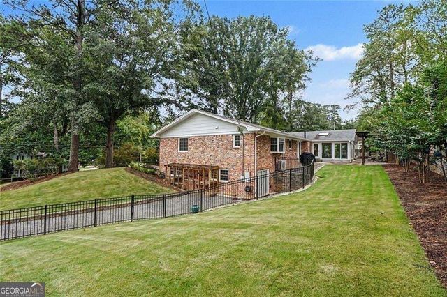 2624 Leslie Drive NE, Atlanta, GA 30345