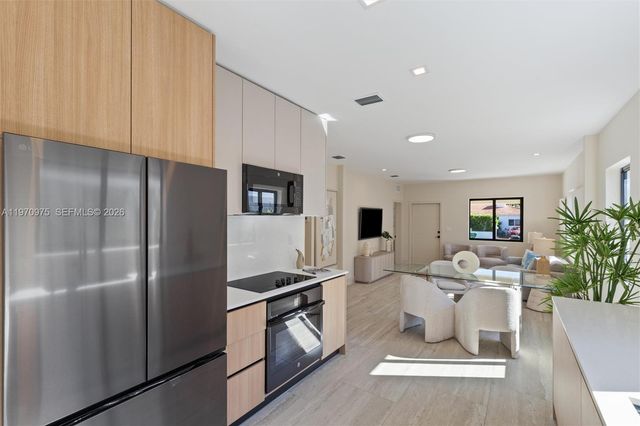 2385 SW 22nd Ter, Miami, FL 33145