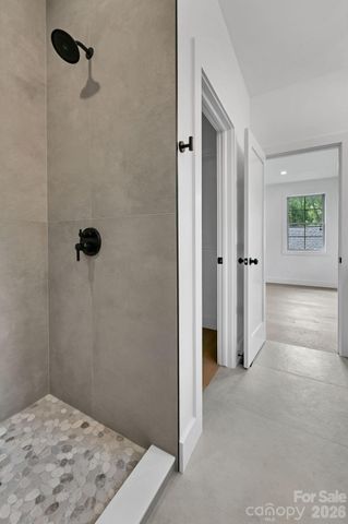 225 Edgewood Road S, Asheville, NC 28803